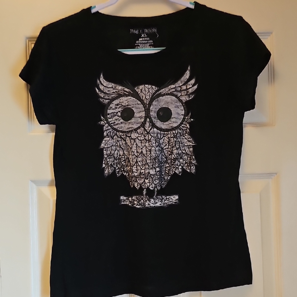 Black Owl Graphic T-Shirt